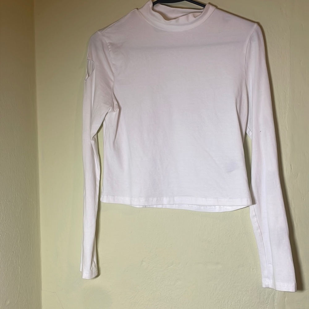 White cropped top with hearts on sleeves
